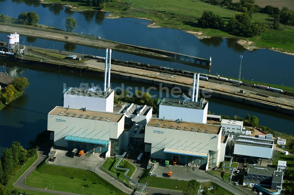 Magdeburg von oben - Kraftwerksanlagen des Müll-Heizkraftwerkes Rothensee in Magdeburg im Bundesland Sachsen-Anhalt