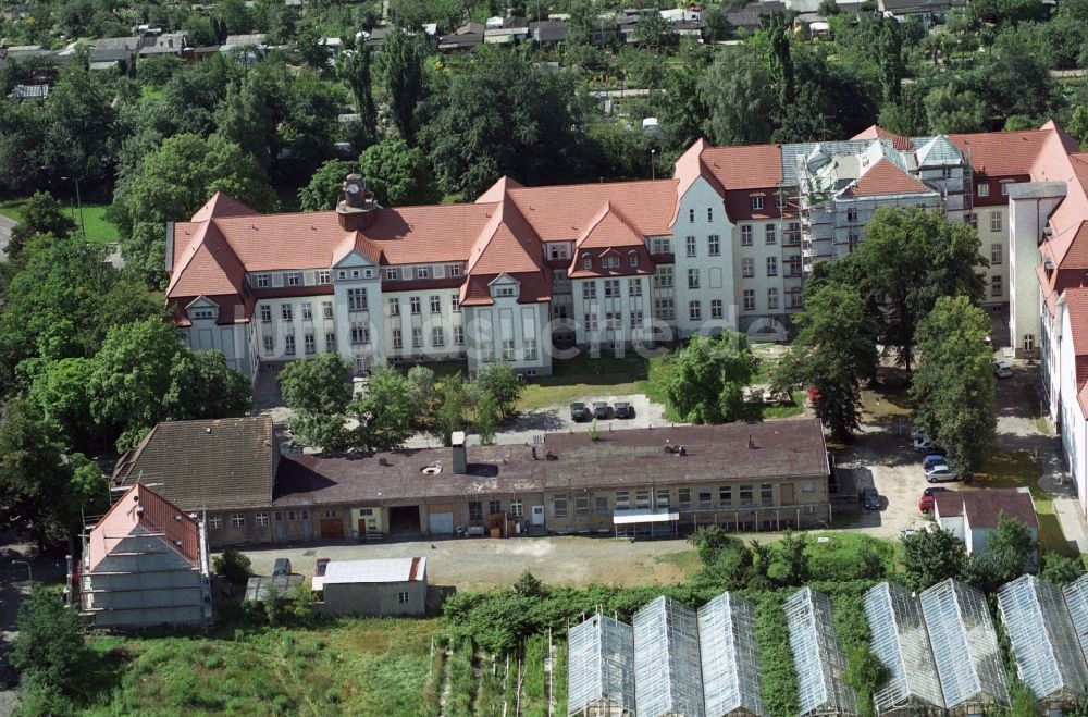 Forst aus der Vogelperspektive: Krankenhaus Forst an der Robert-Koch-Straße in Forst im Bundesland Brandenburg