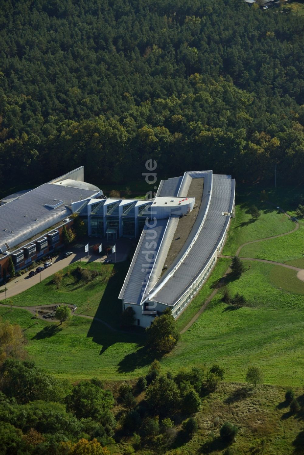 Coswig (Anhalt) aus der Vogelperspektive: Krankenhaus des MediClin Herzzentrum in Coswig (Anhalt) im Bundesland Sachsen-Anhalt