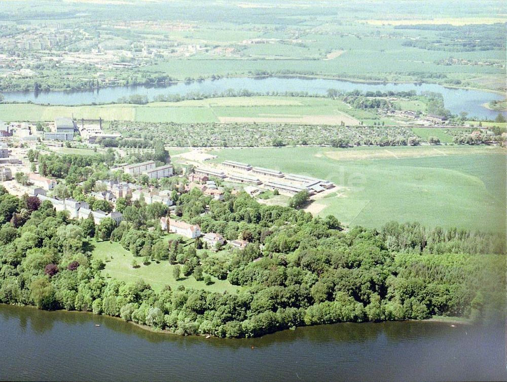 Schwerin von oben - Krankenhaus Schwerin und Fachhochschule des Bundes für Öffentliche Verwaltung vom Schweriner See aus östlicher Richtung.