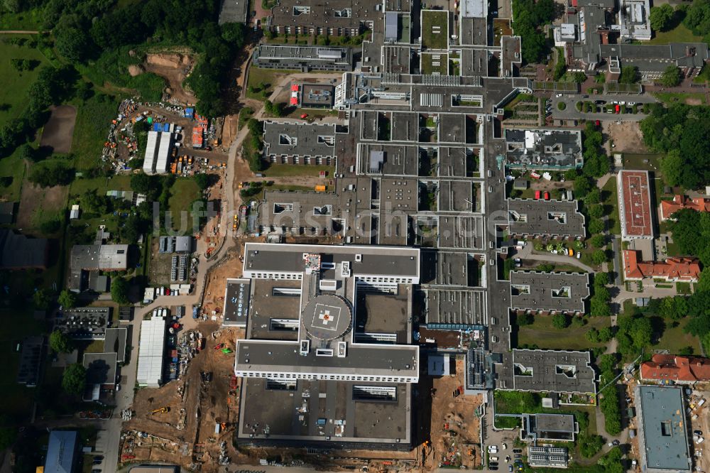 Lübeck aus der Vogelperspektive: Krankenhaus UKSH Universitätsklinikum Schleswig-Holstein im Ortsteil St. Jürgen in Lübeck im Bundesland Schleswig-Holstein, Deutschland