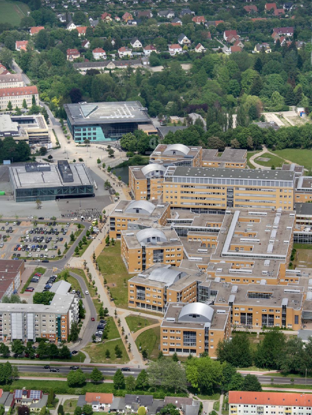 Luftaufnahme Hansestadt Greifswald - Krankenhaus Universitätsmedizin Greifswald in Greifswald im Bundesland Mecklenburg-Vorpommern, Deutschland