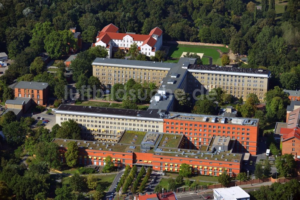 Berlin aus der Vogelperspektive: Krankenhaus Vivantes Klinikum im Friedrichshain in Berlin