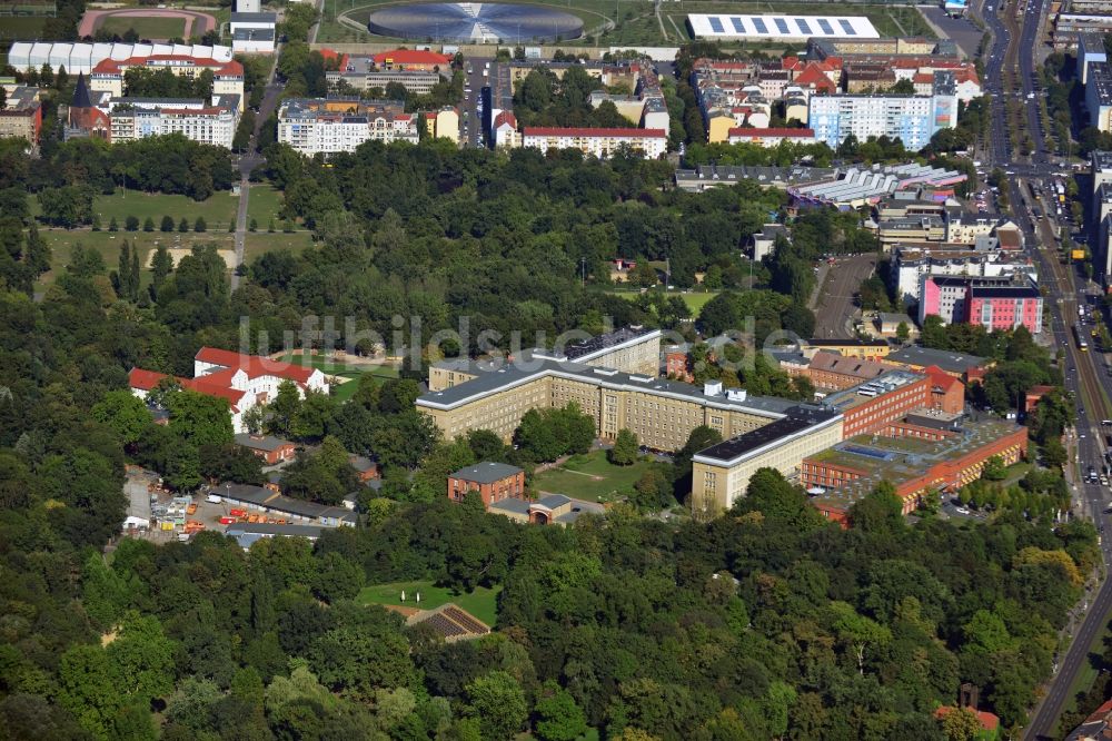 Berlin von oben - Krankenhaus Vivantes Klinikum im Friedrichshain in Berlin