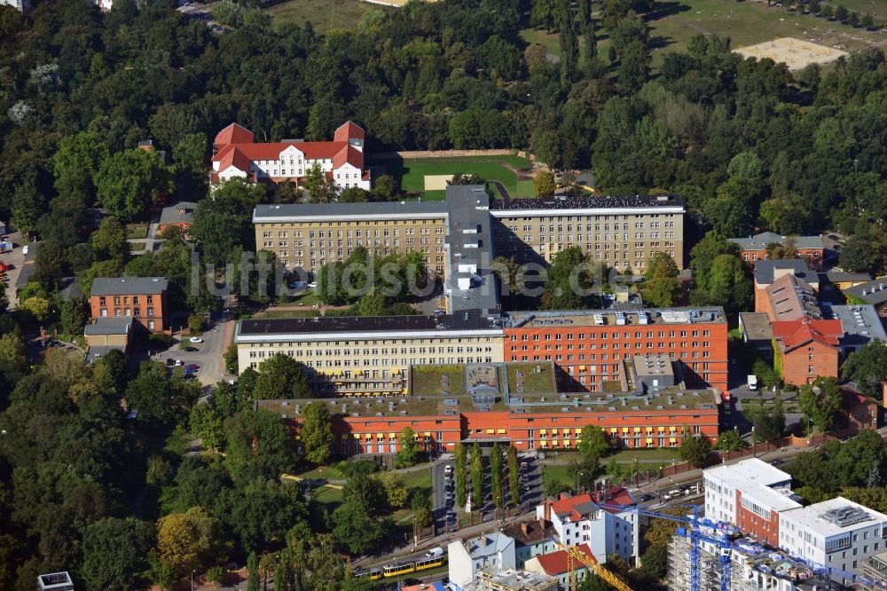 Berlin von oben - Krankenhaus Vivantes Klinikum im Friedrichshain in Berlin