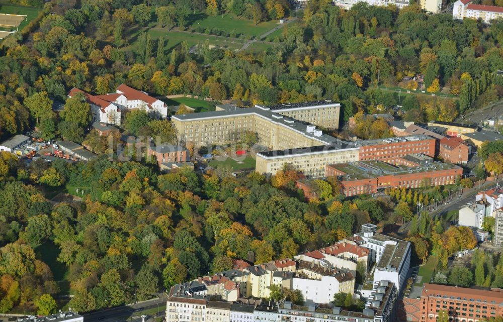 Berlin aus der Vogelperspektive: Krankenhaus Vivantes Klinikum im Friedrichshain in Berlin