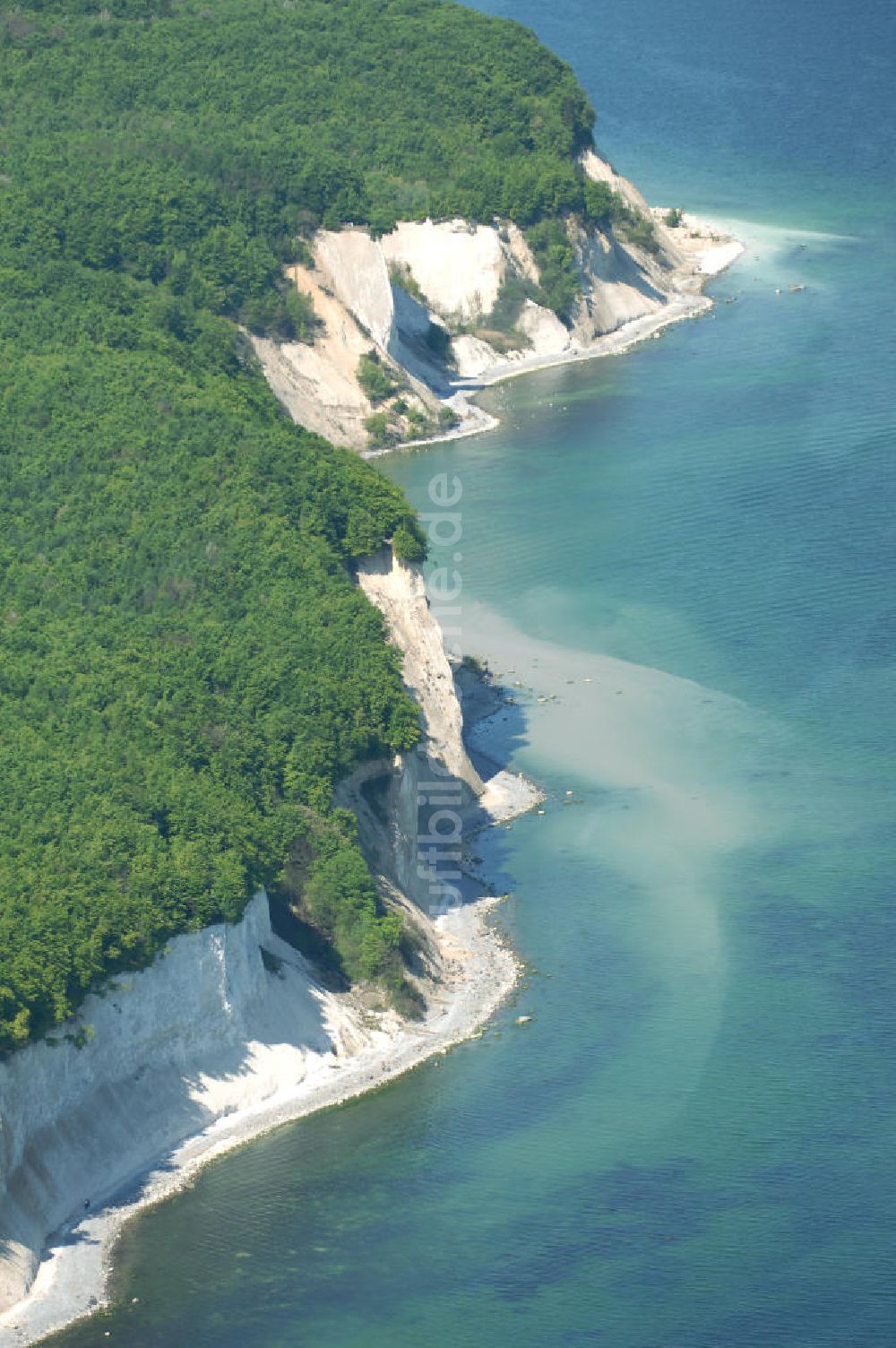 Luftbild Halbinsel Jasmund - Kreidefelsen der Insel Rügen