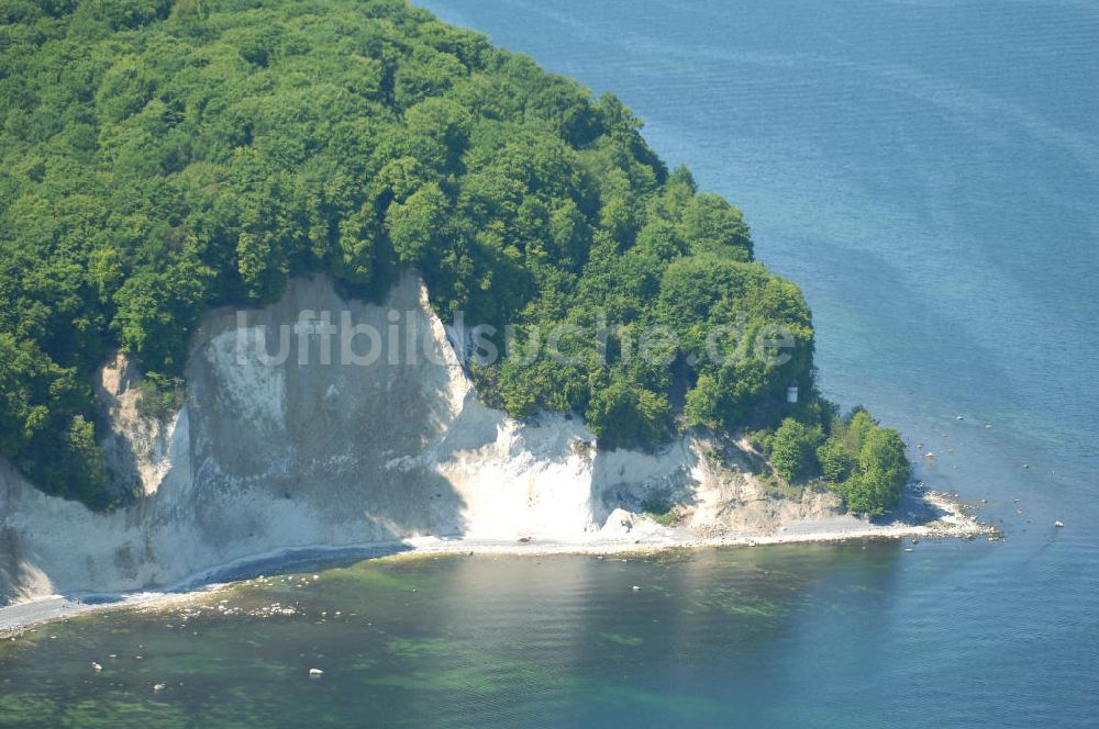 Luftaufnahme Halbinsel Jasmund - Kreidefelsen der Insel Rügen