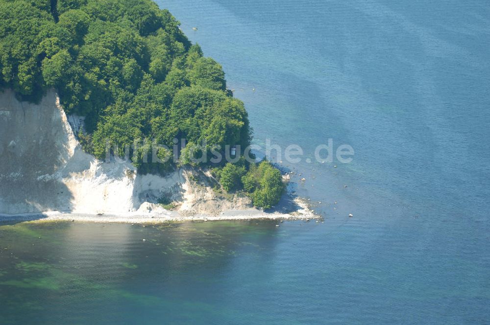 Halbinsel Jasmund von oben - Kreidefelsen der Insel Rügen