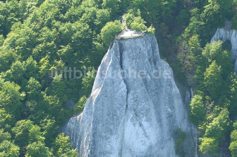 Luftaufnahme Halbinsel Jasmund - Kreidefelsen der Insel Rügen