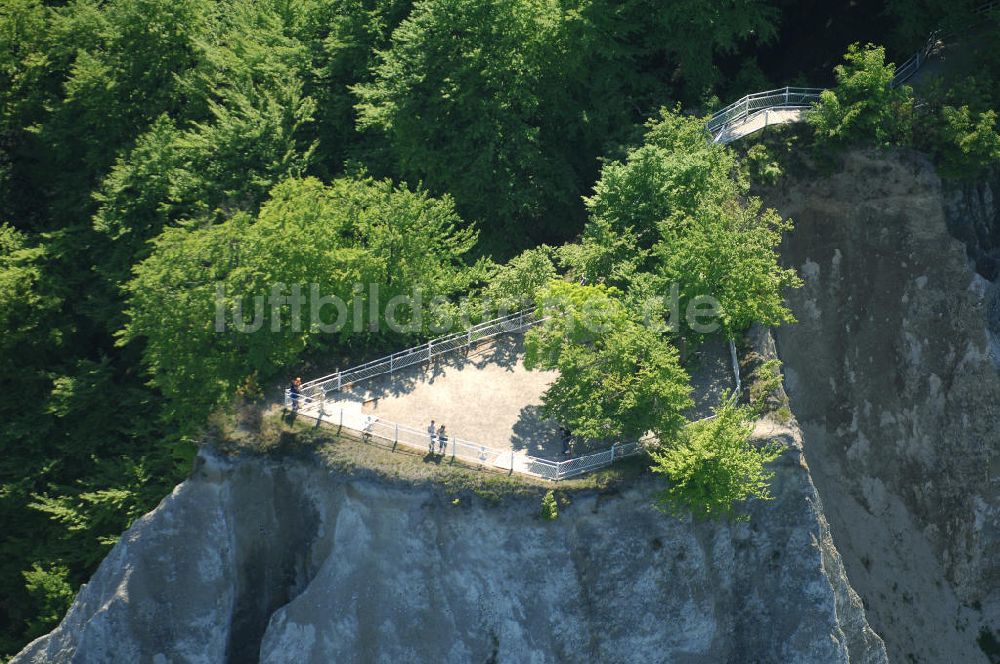 Luftbild Halbinsel Jasmund - Kreidefelsen der Insel Rügen