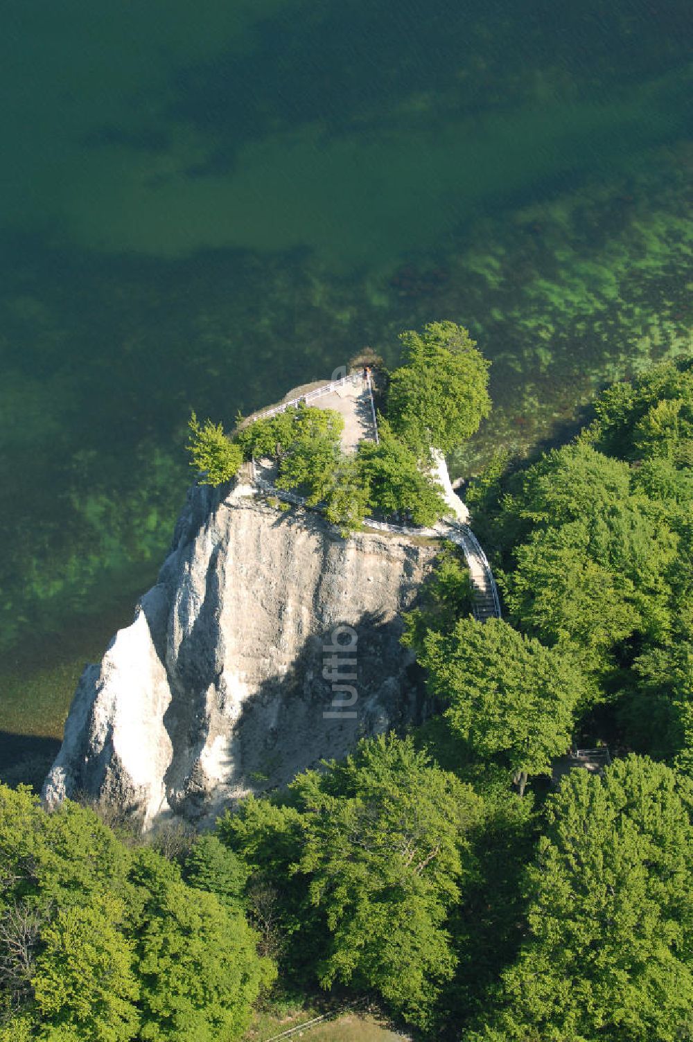 Halbinsel Jasmund von oben - Kreidefelsen der Insel Rügen