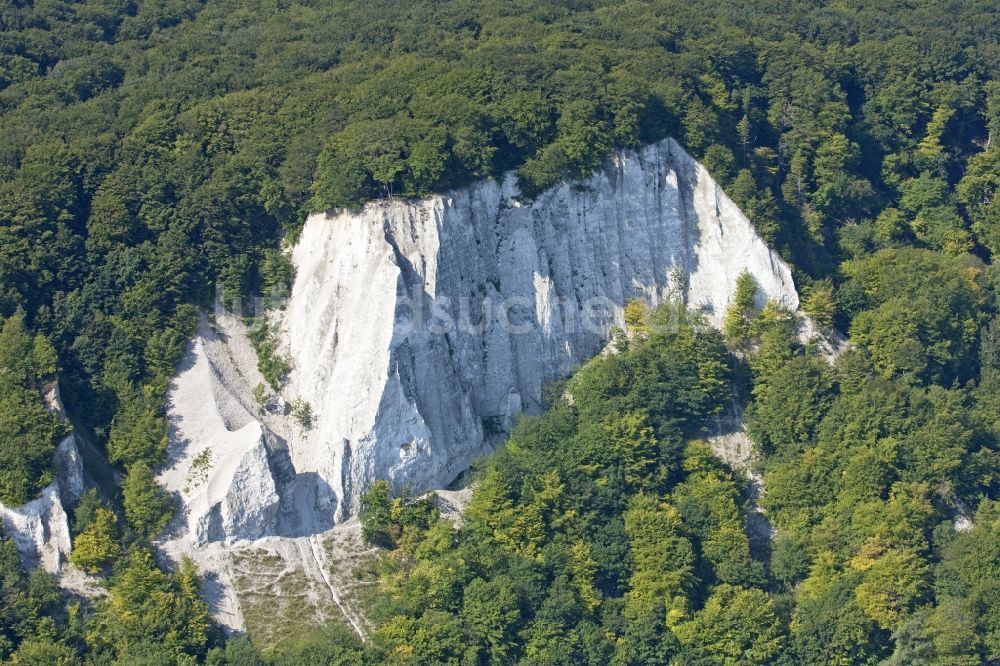 Luftaufnahme Sassnitz - Kreidefelsen Viktoriasicht bei Sassnitz im Bundesland Mecklenburg-Vorpommern