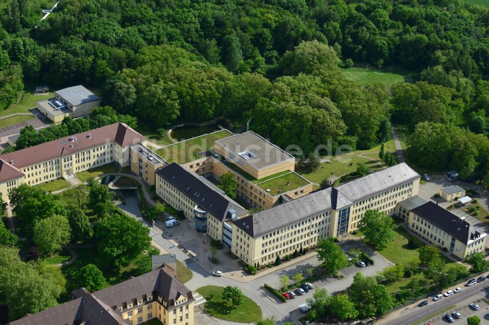 Burg aus der Vogelperspektive: Kreiskrankenhaus Jerichower Land in Burg im Bundesland Sachsen-Anhalt