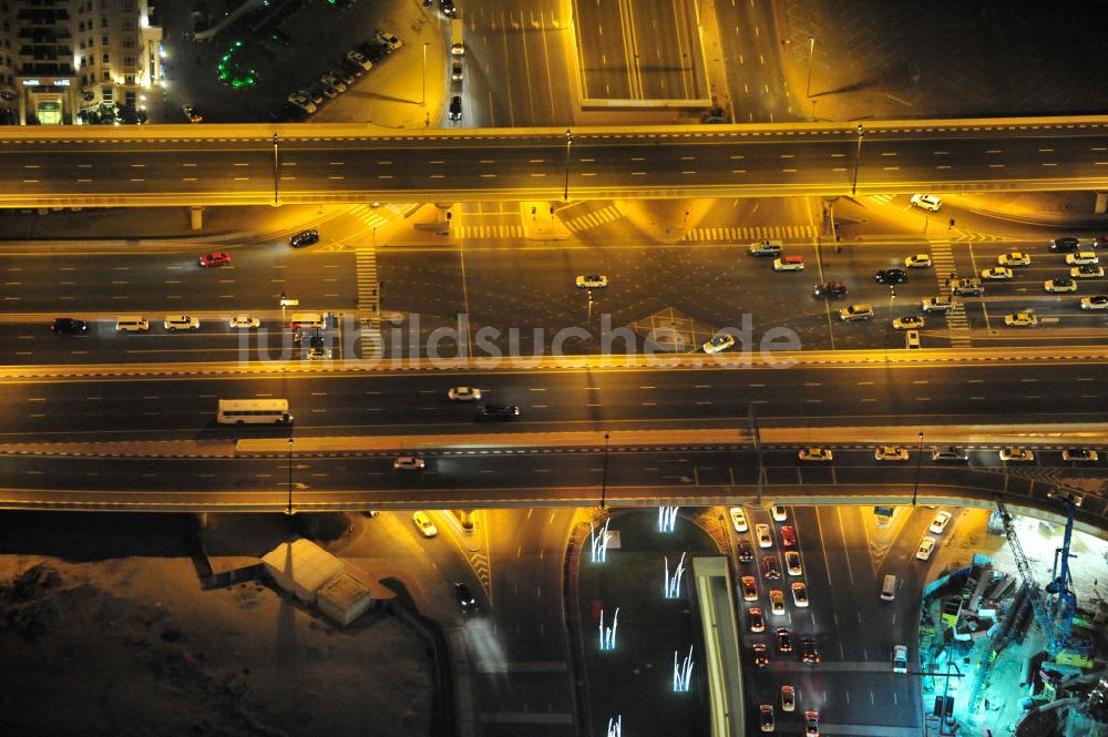 Luftbild DUBAI / DUBAYY - Kreisverkehr an der D71 Financial Centre Road und der E 11 Sheikh Zayed Road in Dubai