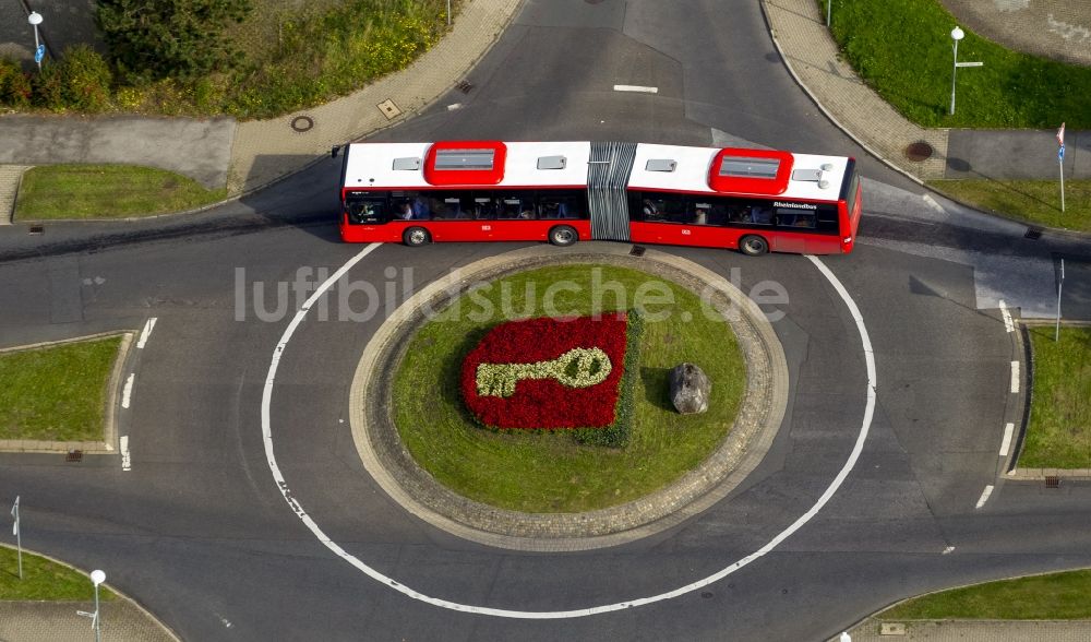 Luftaufnahme Velbert - Kreisverkehr mit Stadtwappen in Velbert im Bundesland Nordrhein-Westfalen