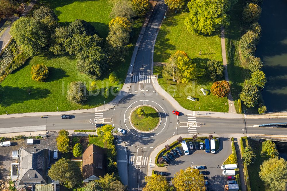 Lünen von oben - Kreisverkehr - Straßenverlauf bei der Graf-Adolf-Straße und der Marie-Juchacz-Straße in Lünen im Bundesland Nordrhein-Westfalen, Deutschland