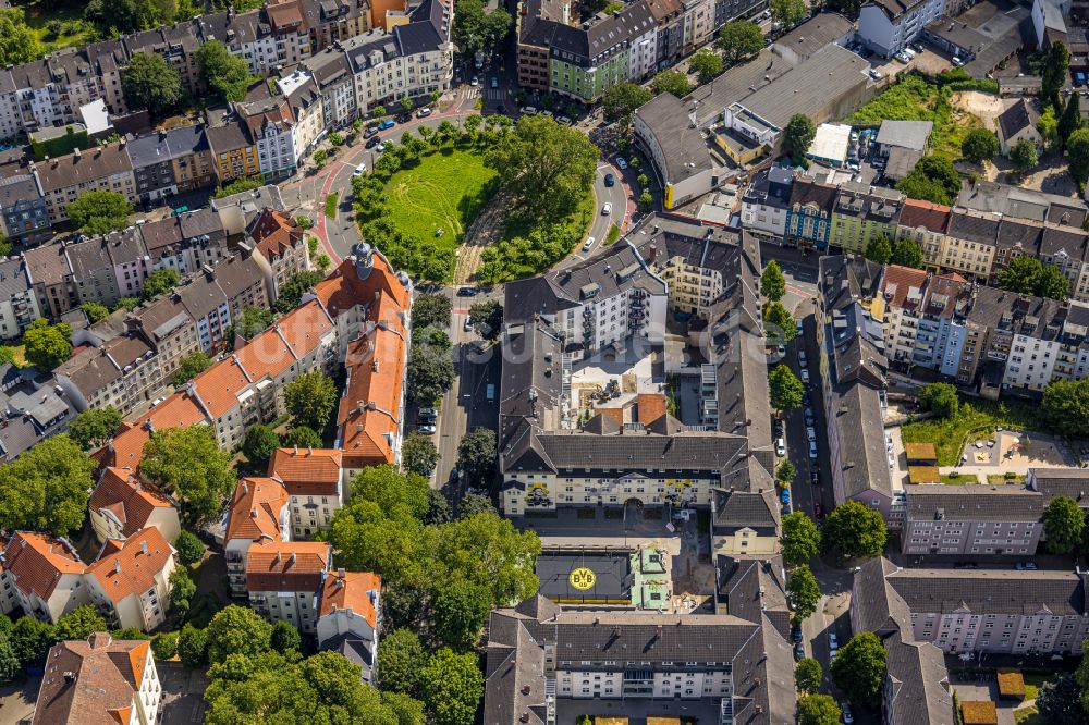 Dortmund von oben - Kreisverkehr - Straßenverlauf Borsigplatz in Dortmund im Bundesland Nordrhein-Westfalen