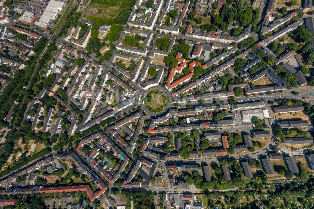 Dortmund von oben - Kreisverkehr - Straßenverlauf am Borsigplatz in Dortmund im Bundesland Nordrhein-Westfalen, Deutschland