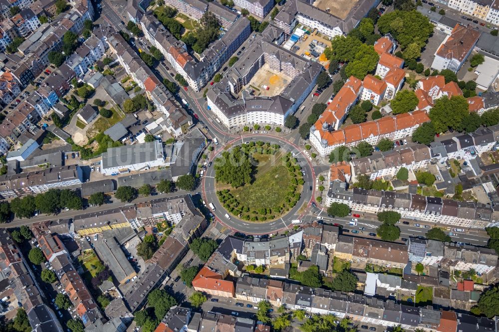 Dortmund von oben - Kreisverkehr - Straßenverlauf am Borsigplatz in Dortmund im Bundesland Nordrhein-Westfalen, Deutschland