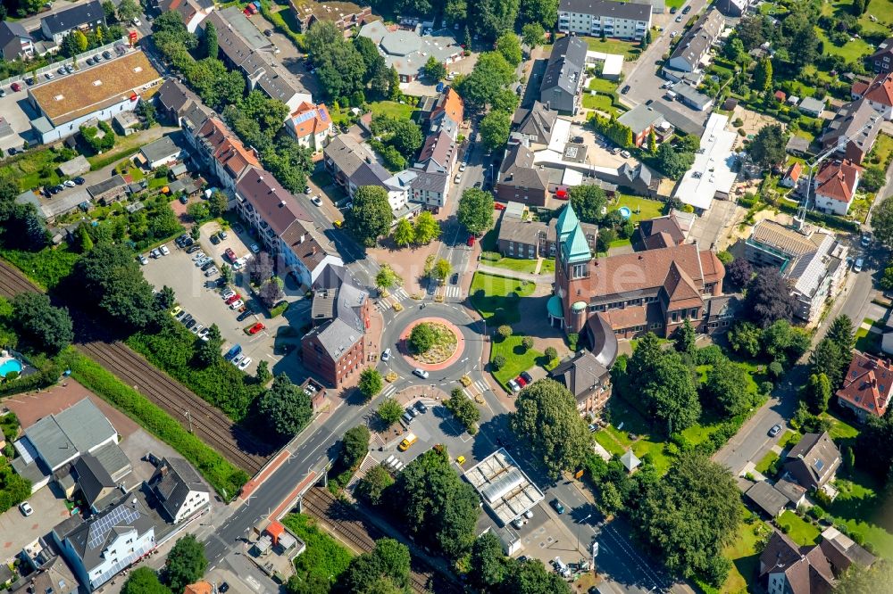 Gladbeck von oben - Kreisverkehr - Straßenverlauf Dorstener Straße und Feldhauser Straße in Gladbeck im Bundesland Nordrhein-Westfalen