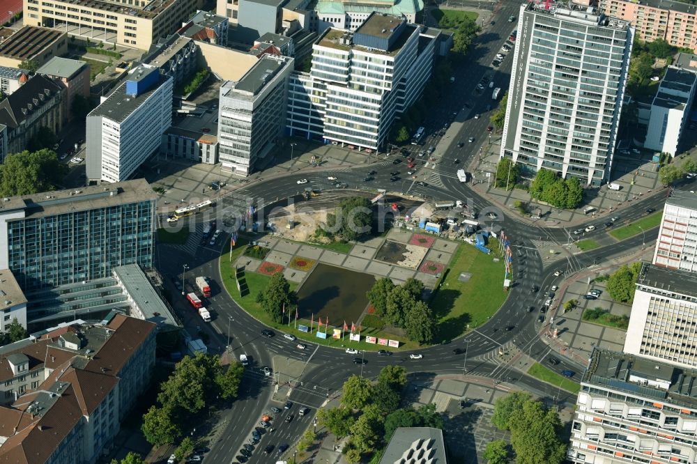 Berlin aus der Vogelperspektive: Kreisverkehr - Straßenverlauf Ernst-Reuter-Platz im Ortsteil Charlottenburg-Wilmersdorf in Berlin, Deutschland