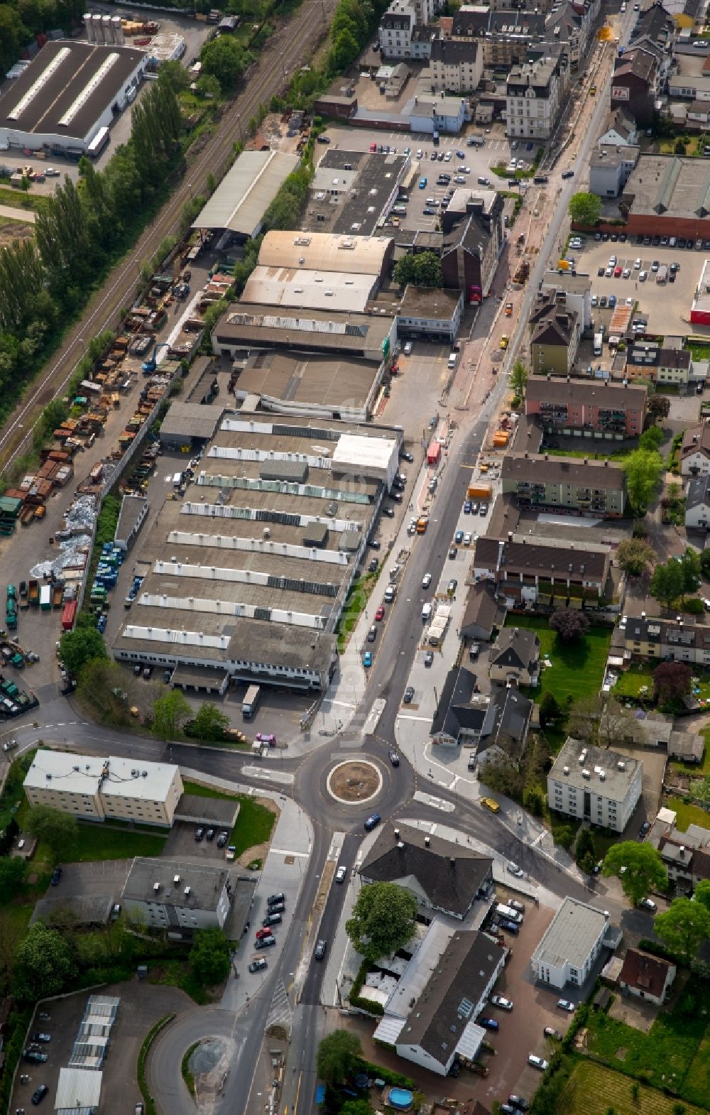 Luftaufnahme Gevelsberg - Kreisverkehr - Straßenverlauf im Gewerbegebiet in Gevelsberg im Bundesland Nordrhein-Westfalen