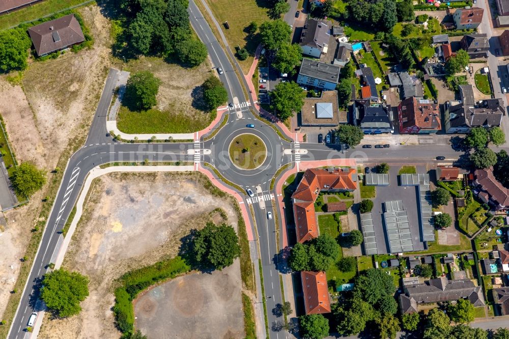 Dorsten von oben - Kreisverkehr - Straßenverlauf Halterner Straße und Freiligrathstraße in Dorsten im Bundesland Nordrhein-Westfalen