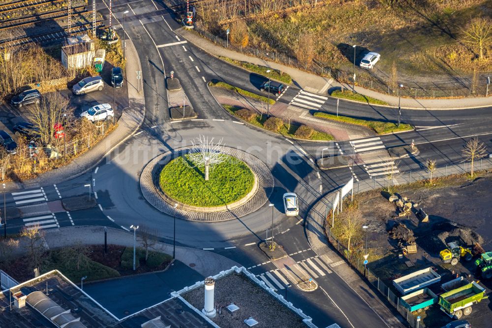 Luftaufnahme Hüsten - Kreisverkehr - Straßenverlauf in Hüsten im Bundesland Nordrhein-Westfalen, Deutschland