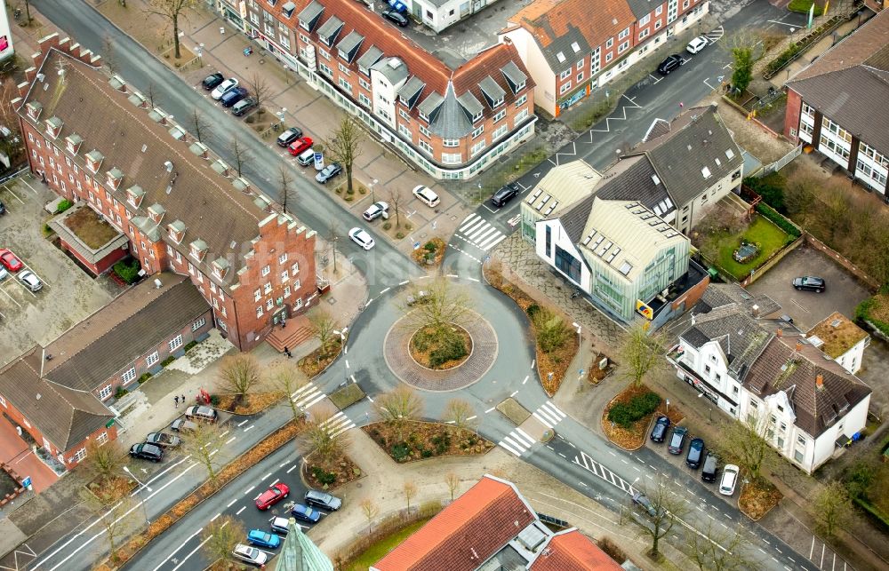 Luftbild Gladbeck - Kreisverkehr - Straßenverlauf Humboldtstraße, Postallee und Barbarastraße, in Gladbeck im Bundesland Nordrhein-Westfalen