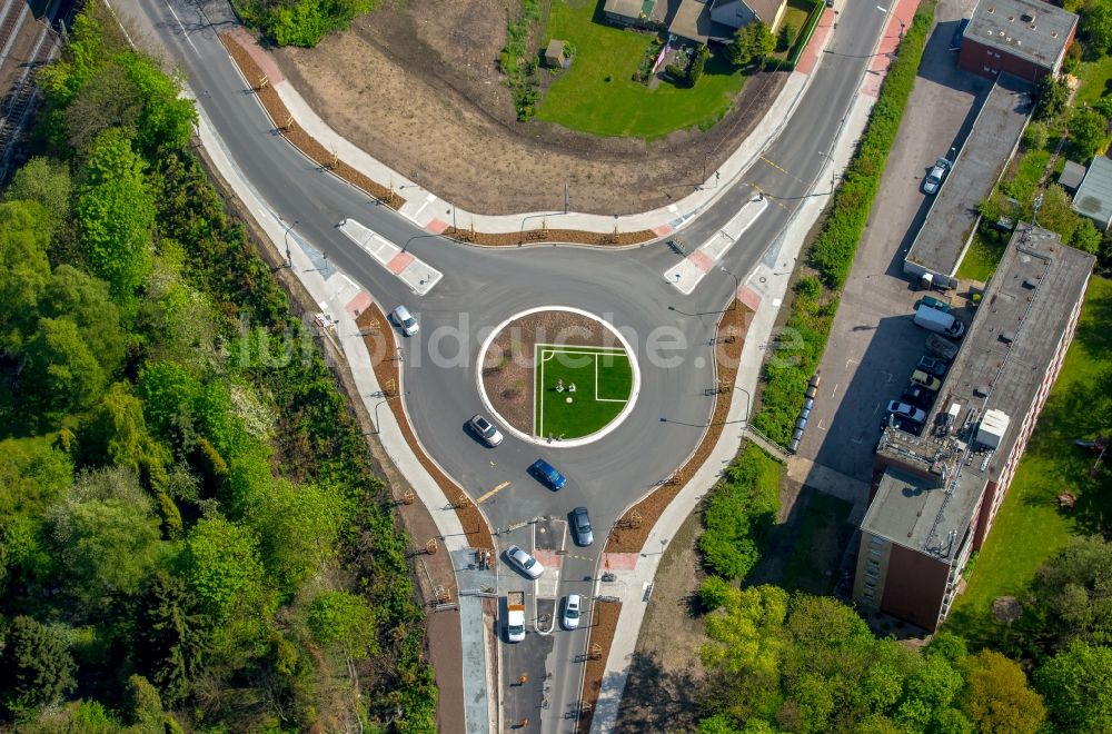 Hamm von oben - Kreisverkehr - Straßenverlauf Kamener Straße Ecke Kleine Werlstraße in Hamm im Bundesland Nordrhein-Westfalen, Deutschland