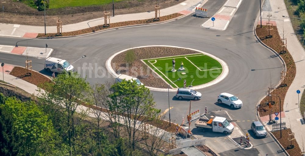 Hamm von oben - Kreisverkehr - Straßenverlauf Kamener Straße Ecke Kleine Werlstraße in Hamm im Bundesland Nordrhein-Westfalen, Deutschland