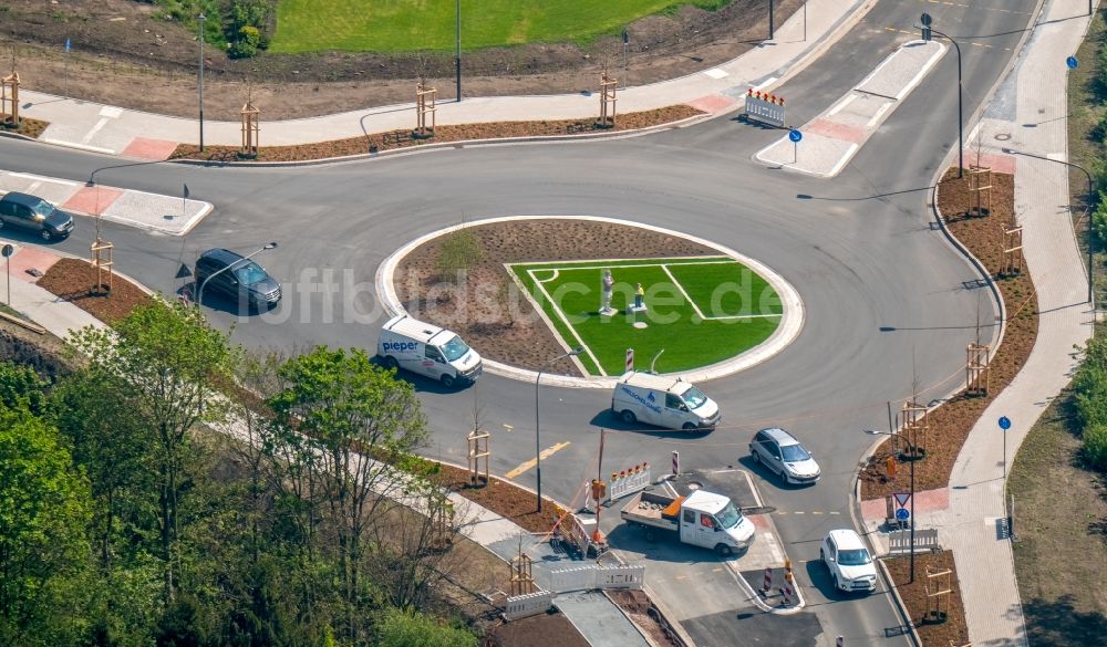 Hamm aus der Vogelperspektive: Kreisverkehr - Straßenverlauf Kamener Straße Ecke Kleine Werlstraße in Hamm im Bundesland Nordrhein-Westfalen, Deutschland