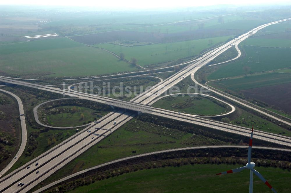 Magdeburg von oben - Kreuz Magdeburg A14 / A2