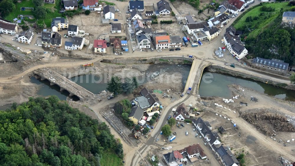 Luftaufnahme Altenahr - Kreuzberg nach der Hochwasserkatastrophe diesen Jahres im Bundesland Rheinland-Pfalz, Deutschland