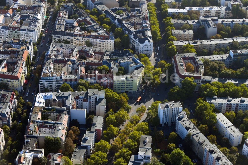 Luftbild Berlin - Kreuzung Bamberger Straße - Hohenstaufenstraße im Ortsteil Wilmersdorf in Berlin, Deutschland