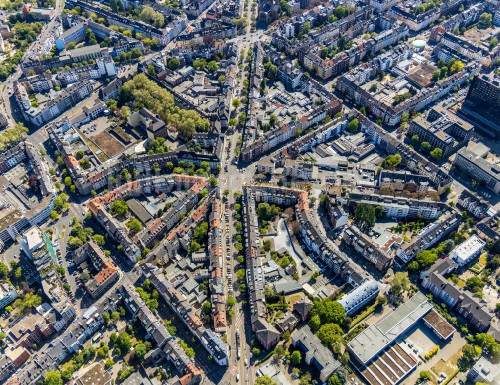 Luftbild Düsseldorf - Kreuzung Römerstraße - Glockenstraße - Weißenburgstraße im Ortsteil Derendorf in Düsseldorf im Bundesland Nordrhein-Westfalen, Deutschland