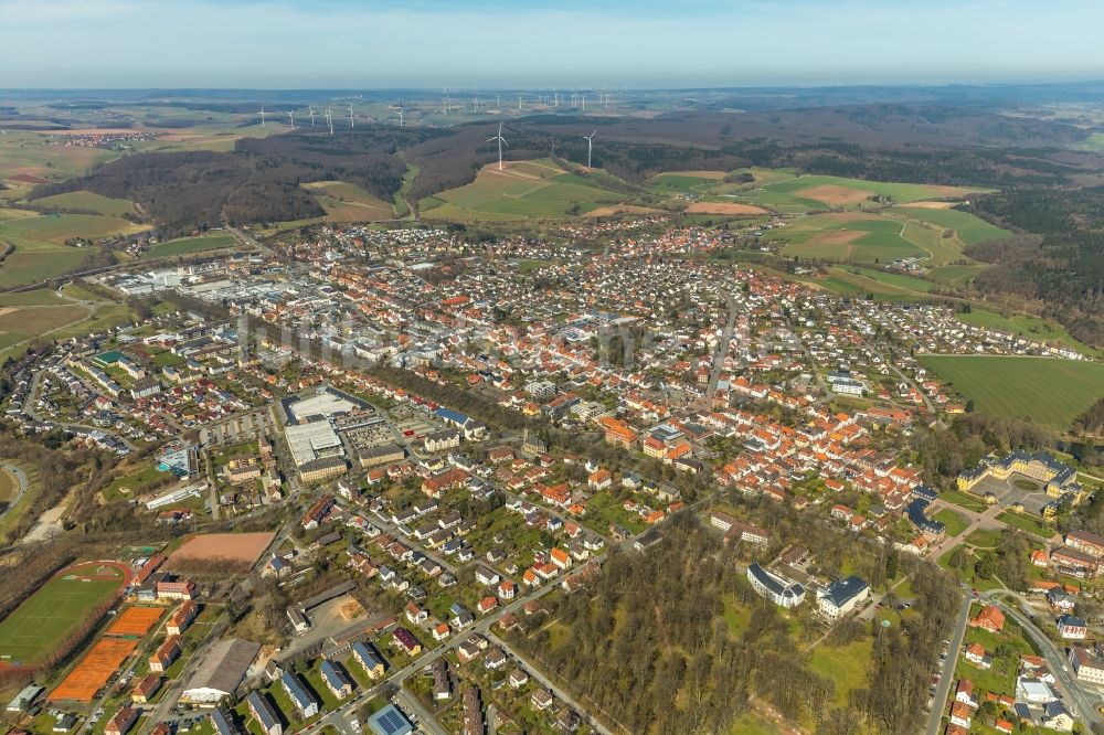 Luftbild Bad Arolsen - Kreuzung Schloßstraße - Kaulbachstraße in Bad Arolsen im Bundesland Hessen, Deutschland