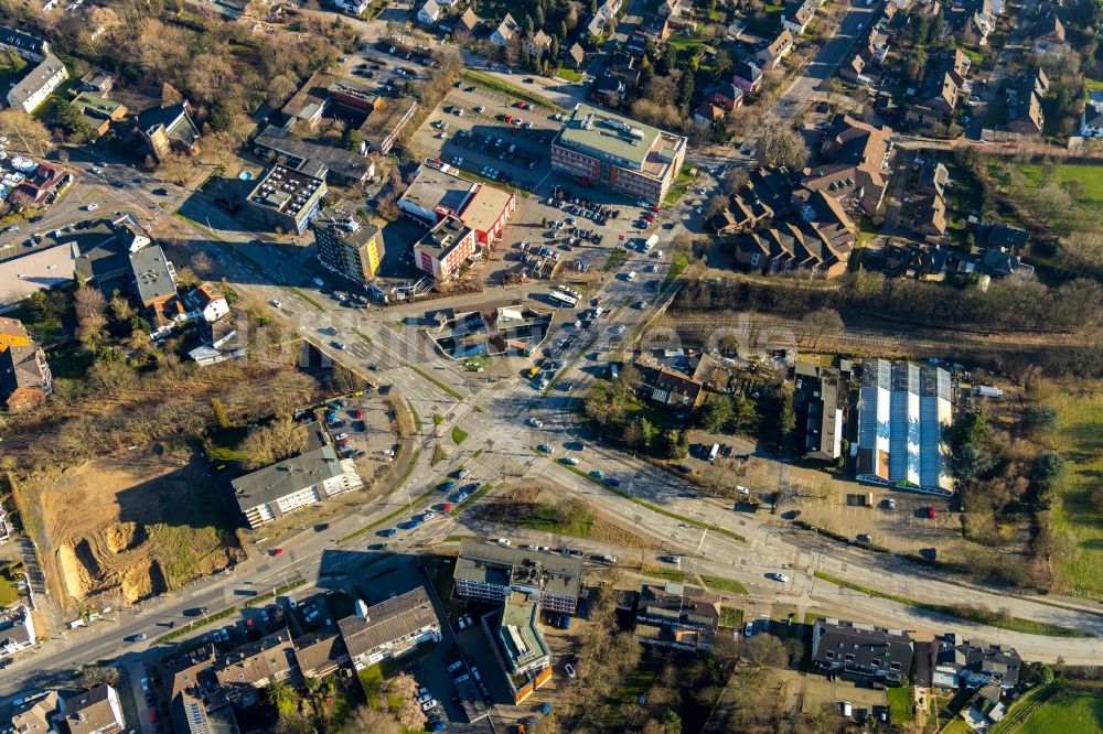 Luftbild Duisburg - Kreuzung an der Sittardsberger Allee - Altenbrucher Damm - Düsseldorfer Landstraße in Duisburg im Bundesland Nordrhein-Westfalen, Deutschland