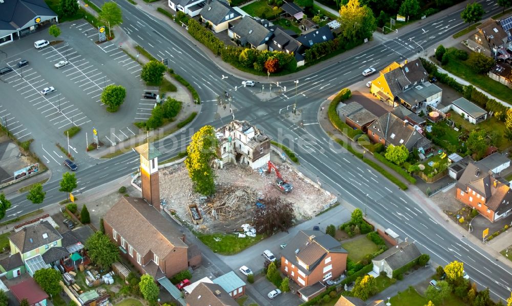 Luftbild Bergkamen - Kreuzung Werner Straße, Westenhellweg und Ostenhellweg im Ortsteil Rünthe in Bergkamen im Bundesland Nordrhein-Westfalen, Deutschland