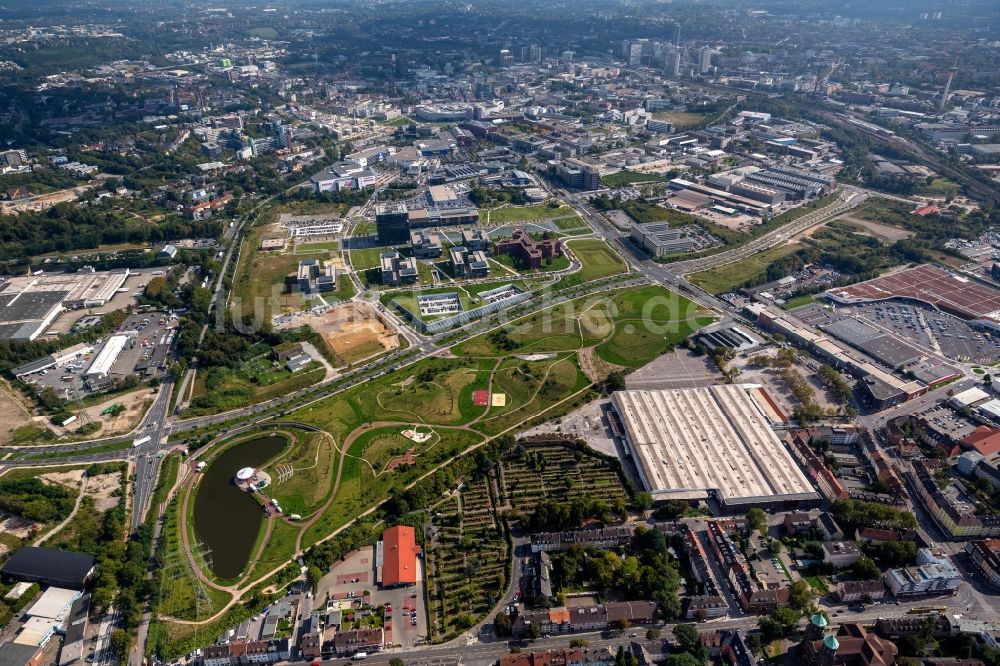 Essen aus der Vogelperspektive: Krupp- Park am Krupp - Gürtel im Stadtteil Westviertel in Essen im Bundesland Nordrhein-Westfalen