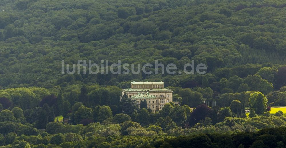 Essen aus der Vogelperspektive: Krupp- Villa Hügel im Essener Stadtteil Bredeney im Bundesland Nordrhein-Westfalen