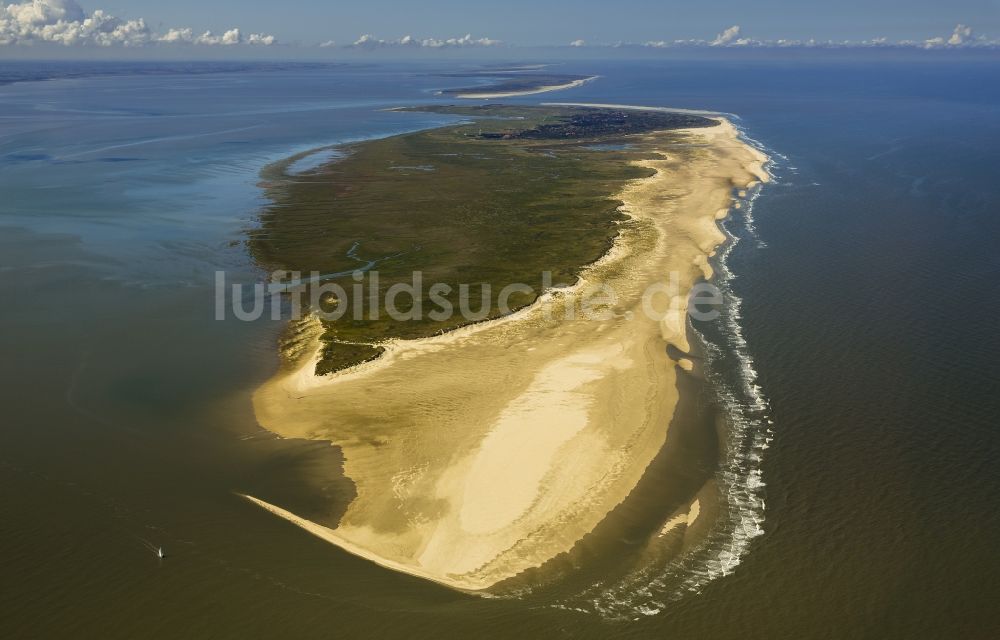 Luftaufnahme Spiekeroog - Küste der Insel Spiekeroog als Teil der ostfriesischen Inseln im Wattenmeer im Bundesland Niedersachsen