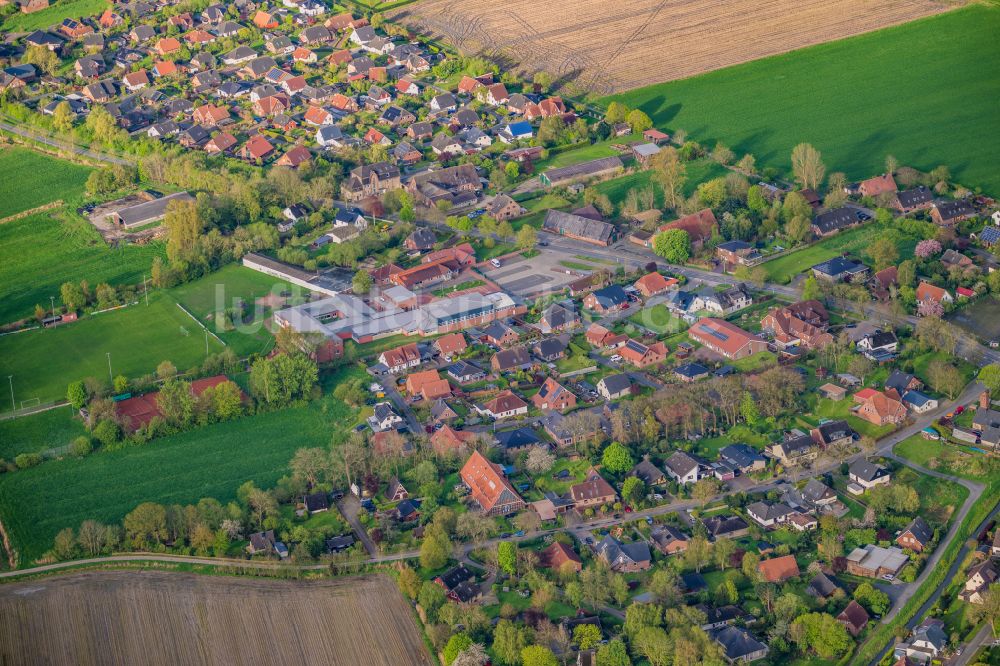 Luftbild Wurster Nordseeküste - Küsten- Landschaft mit Deich- Schutzstreifen in Wremen in Wurster Nordseeküste im Bundesland Niedersachsen