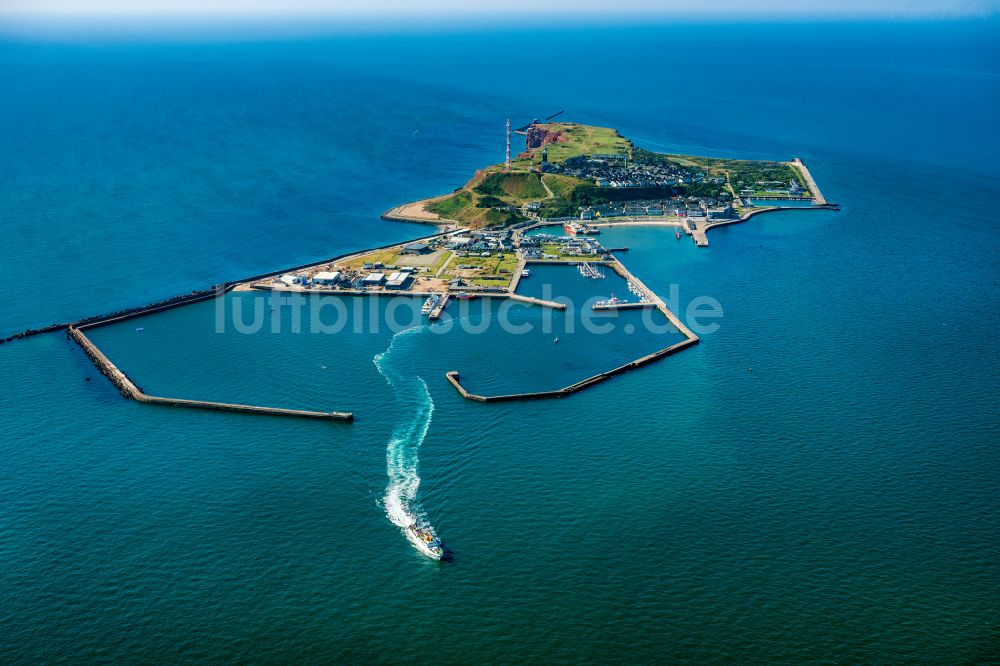 Helgoland aus der Vogelperspektive: Küsten- Landschaft der Insel Helgoland in der Nordsee im Bundesland Schleswig-Holstein, Deutschland