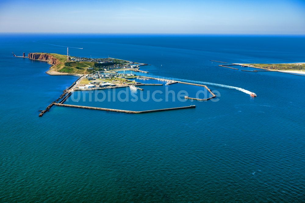 Luftaufnahme Helgoland - Küsten- Landschaft der Insel Helgoland in der Nordsee im Bundesland Schleswig-Holstein, Deutschland