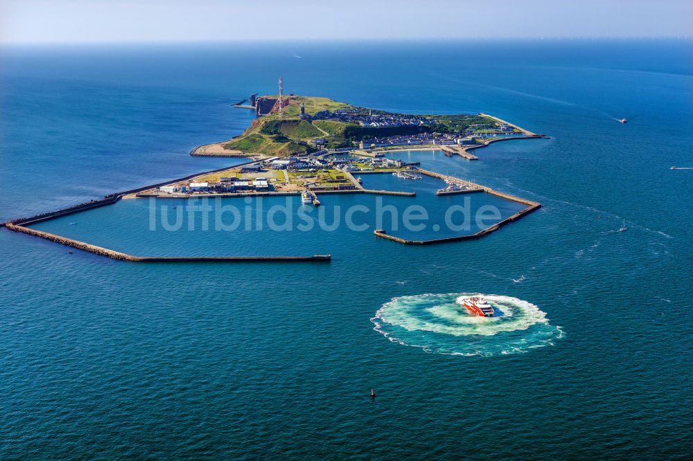 Helgoland von oben - Küsten- Landschaft der Insel Helgoland in der Nordsee im Bundesland Schleswig-Holstein, Deutschland