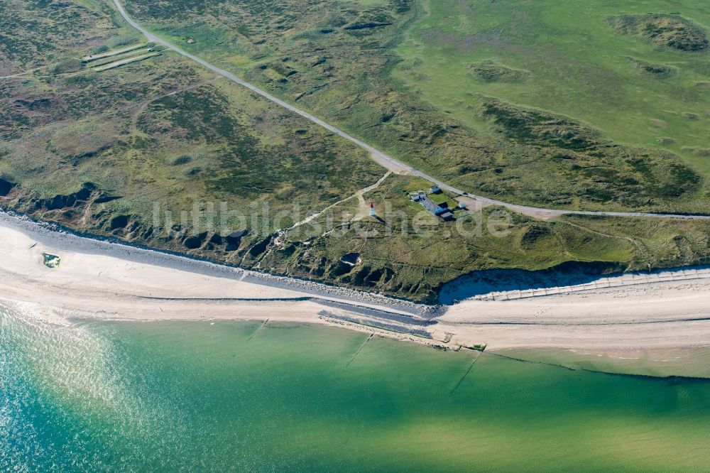 List von oben - Küsten- Landschaft am Sandstrand der Nordsee- Insel Sylt in List im Bundesland Schleswig-Holstein