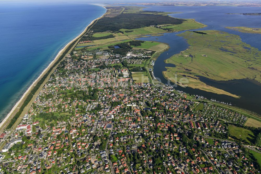 Luftbild Zingst - Küsten- Landschaft am Sandstrand der Ostsee bei Zingst im Bundesland Mecklenburg-Vorpommern, Deutschland