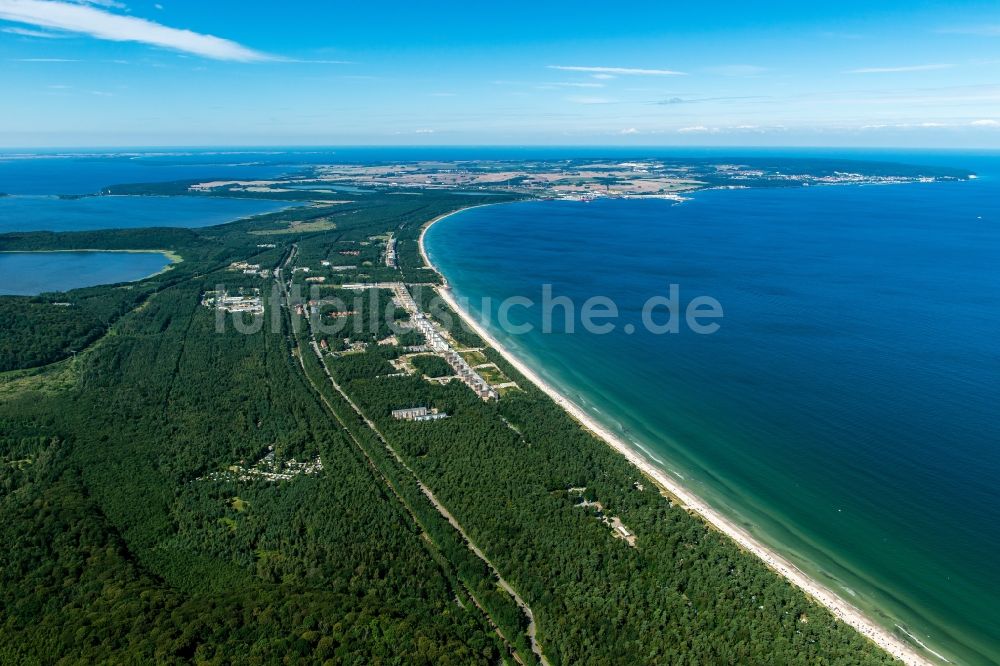 Luftbild Binz - Küsten- Landschaft am Sandstrand der Ostsee in Binz im Bundesland Mecklenburg-Vorpommern, Deutschland